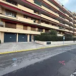 아파트 Agreable 3p A Avec Terrasse Et Garage - Fr-1-196-389
