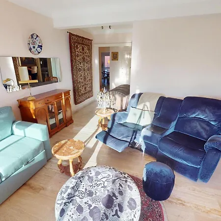 Agreable 3p A Avec Terrasse Et Garage - Fr-1-196-389 *