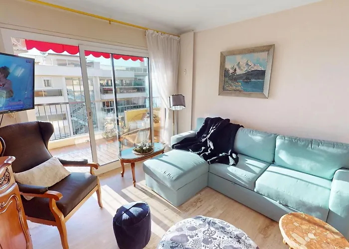 Agreable 3p A Avec Terrasse Et Garage - Fr-1-196-389 아파트