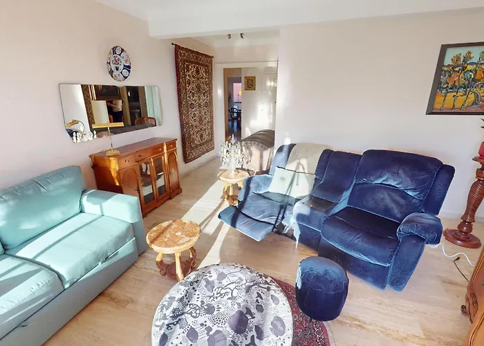 Agreable 3p A Avec Terrasse Et Garage - Fr-1-196-389 *